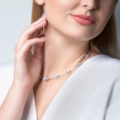 Naszyjnik Swan Lake: białe złoto, diamenty